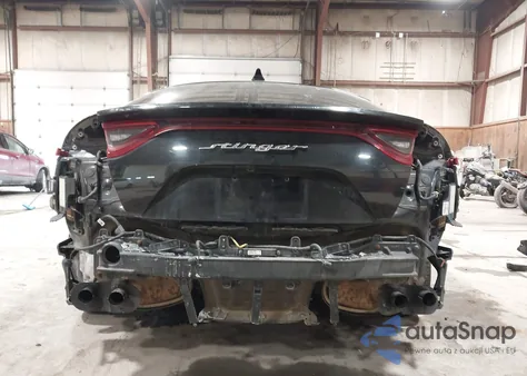 2019 Kia Stinger Premium z USA, uszkodzony, nr VIN KNAE25LA1K6046497